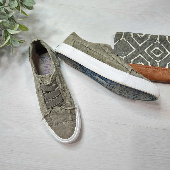 Army Green Blowfish Sneakers - Picture 1 of 13